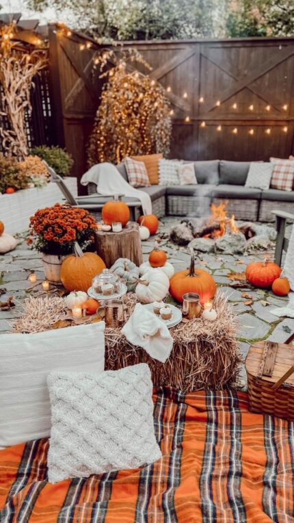 The Coziest Fall Backyard Ideas