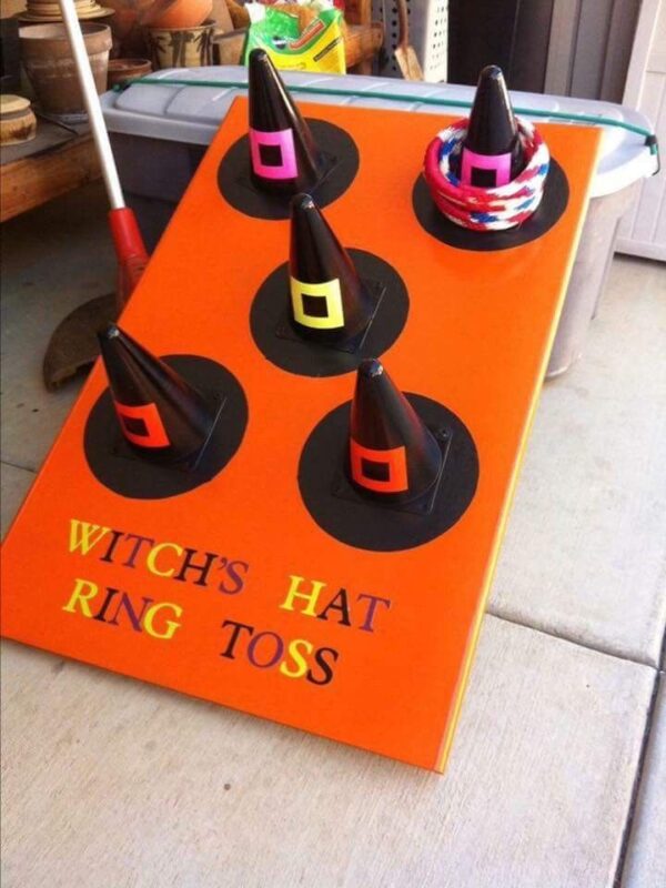 witch hat ring toss